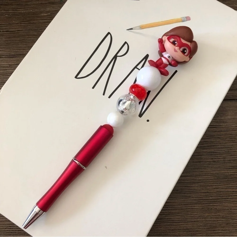Disney Doorables: The Incredibles: Elastigirl handmade beaded pen